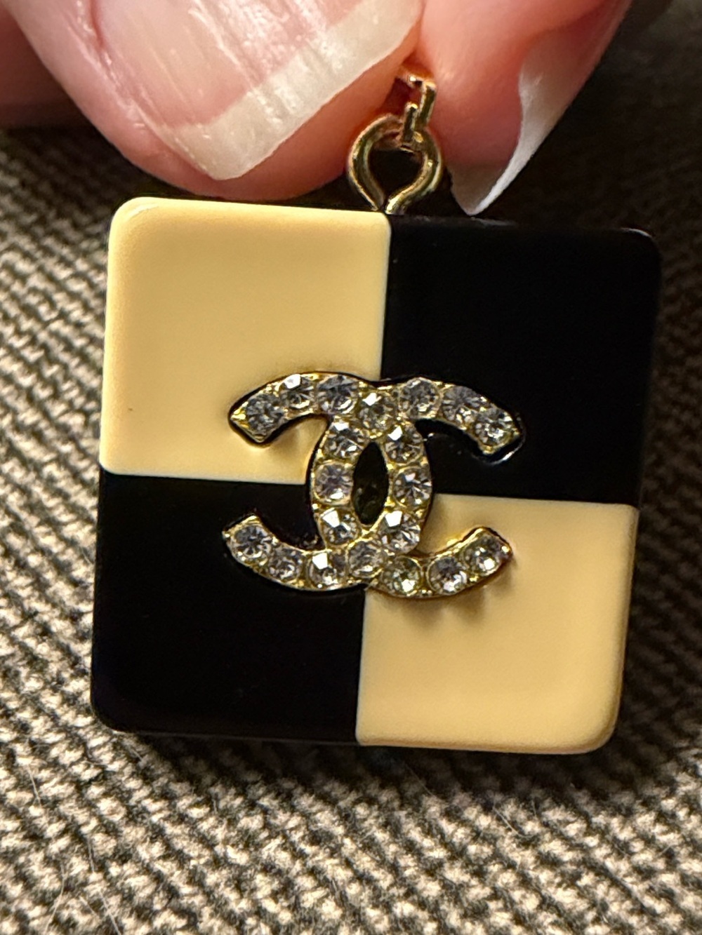 Chanel 24A CC Rhinestone Resin Checkerboard Pendant France - Picture 12 of 13